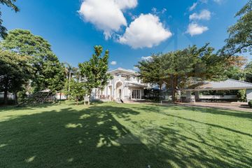 5 Bedroom House for rent in Bang Na, Bangkok near MRT Si La Salle