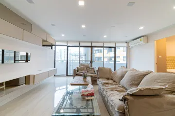 2 Bedroom Condo for sale in The Waterford Park Sukhumvit 53, Khlong Tan Nuea, Bangkok near BTS Thong Lo
