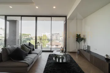 2 Bedroom Condo for sale in The Pillar, Khlong Tan Nuea, Bangkok