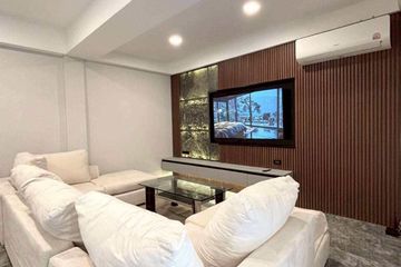 4 Bedroom House for rent in Khlong Tan Nuea, Bangkok