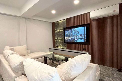 4 Bedroom House for rent in Khlong Tan Nuea, Bangkok
