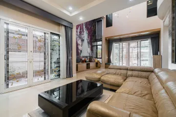 7 Bedroom House for sale in 