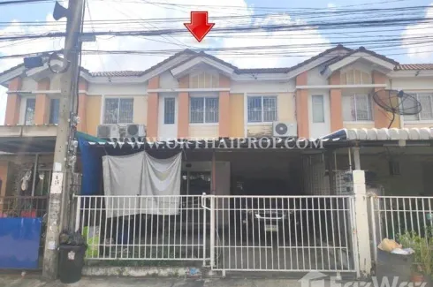 3 Bedroom Townhouse for sale in Baan Pruksa 51 Chalongkrung, Lam Pla Thio, Bangkok
