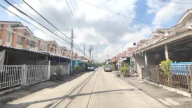 3 Bedroom Townhouse for sale in Baan Pruksa 51 Chalongkrung, Lam Pla Thio, Bangkok