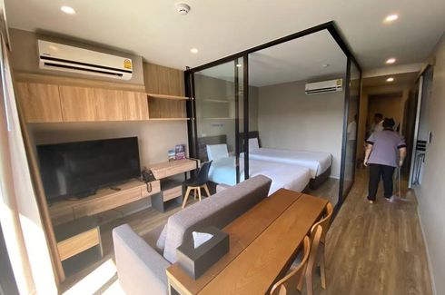Condo for rent in Blossom Condo @ Sathorn-Charoenrat, Yan Nawa, Bangkok near BTS Surasak