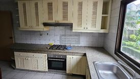 3 Bedroom Condo for rent in Prestige Towers, Khlong Toei Nuea, Bangkok near MRT Sukhumvit