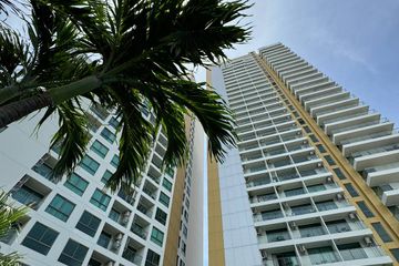 2 Bedroom Condo for sale in The Peak Towers, Nong Prue, Chonburi