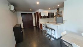 2 Bedroom Condo for rent in Baan Saraan, Khlong Toei Nuea, Bangkok near MRT Phetchaburi