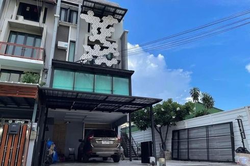 4 Bedroom Villa for sale in Areeya Mandarina Sukhumvit 77, Suan Luang, Bangkok near MRT Si Nut