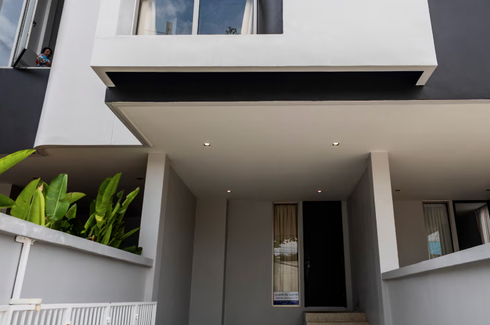 2 Bedroom Townhouse for sale in Ratsada, Phuket