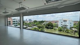 Office for rent in Suan Luang, Bangkok near MRT Phatthanakan