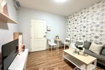 Condo for rent in Sam Sen Nok, Bangkok