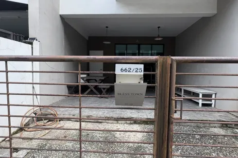 3 Bedroom Townhouse for rent in Bless Town Sukhumvit 50, Phra Khanong, Bangkok near BTS On Nut