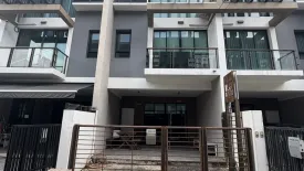3 Bedroom Townhouse for rent in Bless Town Sukhumvit 50, Phra Khanong, Bangkok near BTS On Nut