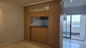 2 Bedroom Condo for rent in Country Complex Bang Na, Bang Na, Bangkok near BTS Bang Na