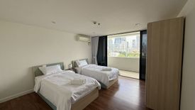 2 Bedroom Condo for rent in The Royal Navin Tower, Chong Nonsi, Bangkok near MRT Khlong Toei