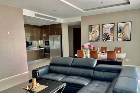 3 Bedroom Condo for rent in Menam Residences Condominium, Wat Phraya Krai, Bangkok