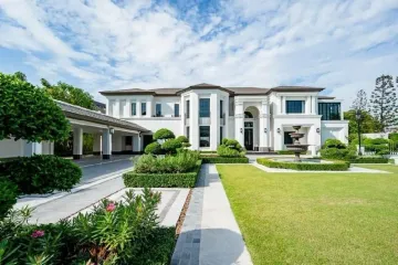 5 Bedroom House for sale in BAAN SANSIRI PATTANAKARN, Suan Luang, Bangkok