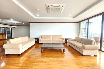 3 Bedroom Condo for rent in Baan Yen Akard, Chong Nonsi, Bangkok near MRT Lumpini