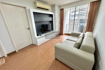 1 Bedroom Condo for rent in The Treasure Silom, Silom, Bangkok near BTS Surasak
