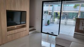 3 Bedroom Townhouse for sale in Baan Klang Muang Sukhumvit - Onnut, Prawet, Bangkok