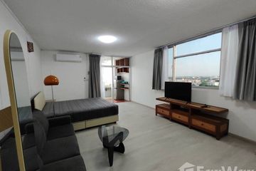 Condo for rent in SR Condo Complex, Nong Pa Khrang, Chiang Mai