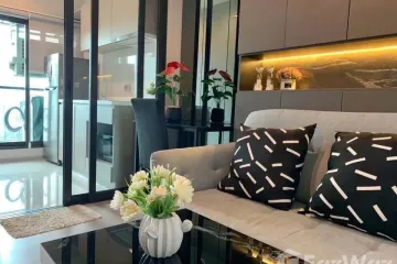 1 Bedroom Condo for rent in Life Sukhumvit 62, Bang Chak, Bangkok near BTS Bang Chak
