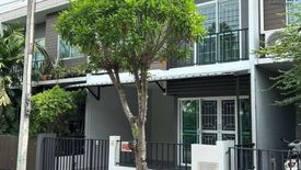 3 Bedroom Townhouse for sale in The Colors Wongwaen-Ramintra 2, Bang Chan, Bangkok
