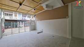 3 Bedroom Townhouse for sale in Sena Villa 8, Sam Wa Tawan Tok, Bangkok