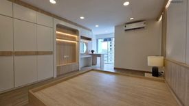 1 Bedroom Condo for sale in Family Town, Sam Sen Nai, Bangkok near BTS Saphan Kwai