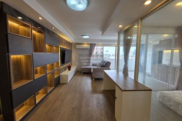 1 Bedroom Condo for sale in Family Town, Sam Sen Nai, Bangkok near BTS Saphan Kwai
