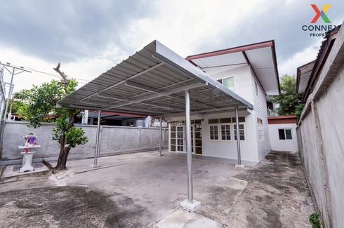 3 Bedroom House for sale in Khlong Chan, Bangkok