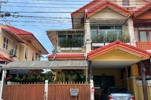 3 Bedroom Townhouse for sale in Baan Kanmanee, Bang Bua Thong, Nonthaburi