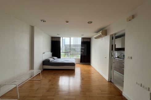1 Bedroom Condo for rent in The Fine @ River, Bang Lamphu Lang, Bangkok near BTS Saphan Taksin