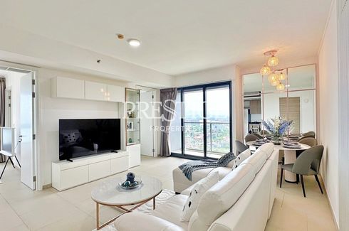 2 Bedroom Condo for sale in Zire Wongamat, Na Kluea, Chonburi