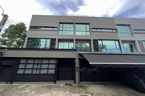 6 Bedroom Townhouse for sale in Noble Cube, Suan Luang, Bangkok near Airport Rail Link Ramkhamhaeng