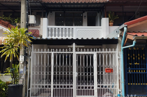 2 Bedroom Townhouse for sale in Talat Khwan, Nonthaburi