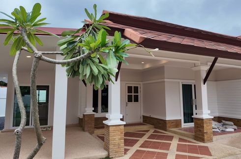 3 Bedroom Villa for rent in Permsap Villa, Si Sunthon, Phuket