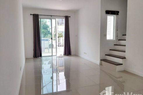 3 Bedroom Townhouse for sale in Mae Hia, Chiang Mai