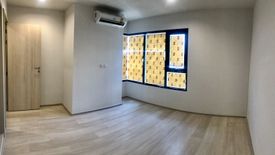 1 Bedroom Condo for sale in Life One Wireless, Lumpini, Bangkok near BTS Ploen Chit