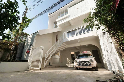 4 Bedroom Townhouse for rent in Khlongtan Nivet, Khlong Tan Nuea, Bangkok near Airport Rail Link Ramkhamhaeng