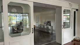 4 Bedroom Apartment for rent in Baan Vichien, Khlong Tan Nuea, Bangkok