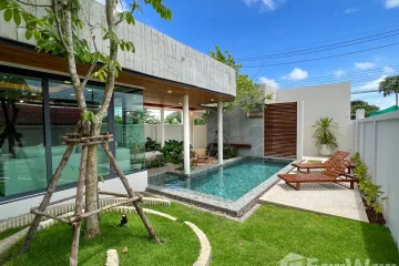 2 Bedroom Villa for sale in Si Sunthon, Phuket