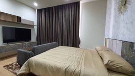 Condo for rent in Noble Around 33, Khlong Tan Nuea, Bangkok near BTS Phrom Phong