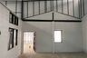 Warehouse / Factory for rent in Tha Raeng, Bangkok