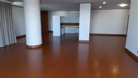 3 Bedroom Condo for rent in Baan Yen Akard, Chong Nonsi, Bangkok near MRT Lumpini