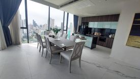 3 Bedroom Condo for rent in Siamese Exclusive Sukhumvit 31, Khlong Toei Nuea, Bangkok near MRT Sukhumvit