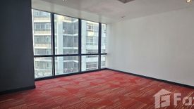 Office for sale in P.S. Tower, Khlong Toei Nuea, Bangkok near MRT Sukhumvit