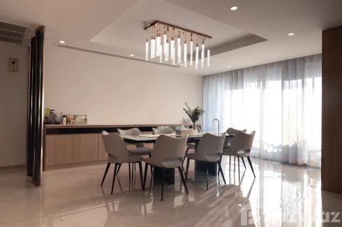 3 Bedroom Condo for sale in La Cascade, Khlong Tan Nuea, Bangkok near BTS Thong Lo