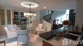 3 Bedroom Condo for sale in Baan Lux - Sathon, Chong Nonsi, Bangkok near MRT Khlong Toei